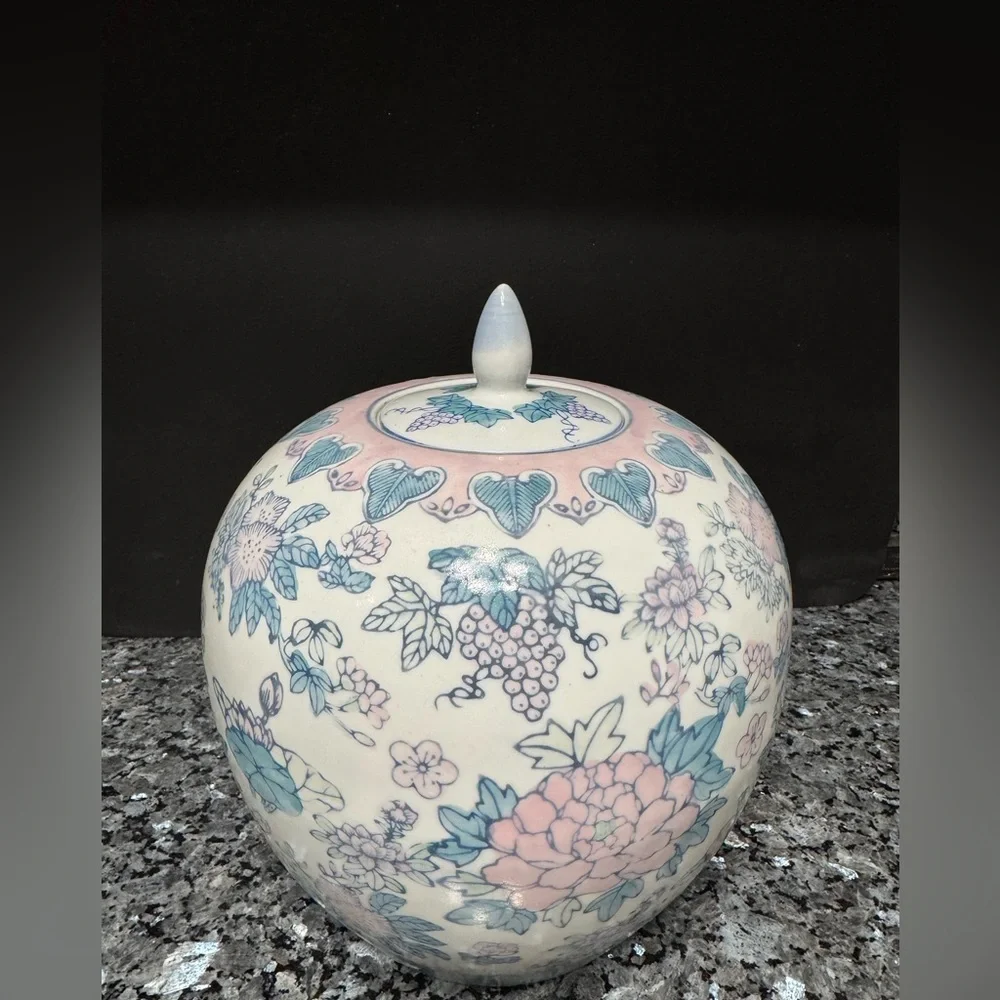 Vintage 9.5” Large Chinoiserie Light Blue & White, Pink Floral Temple Ginger Jar - Picture 1 of 7